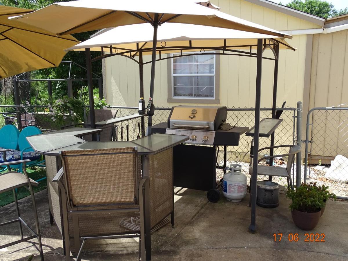 Best Budget Inn カーセッジ エクステリア 写真