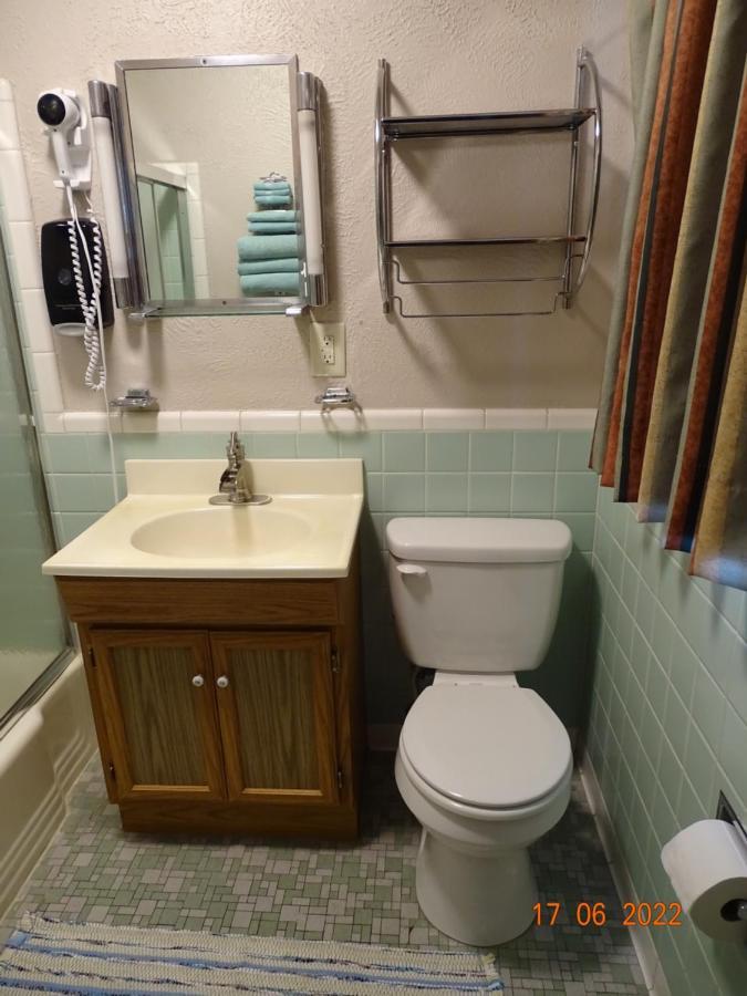 Best Budget Inn カーセッジ エクステリア 写真