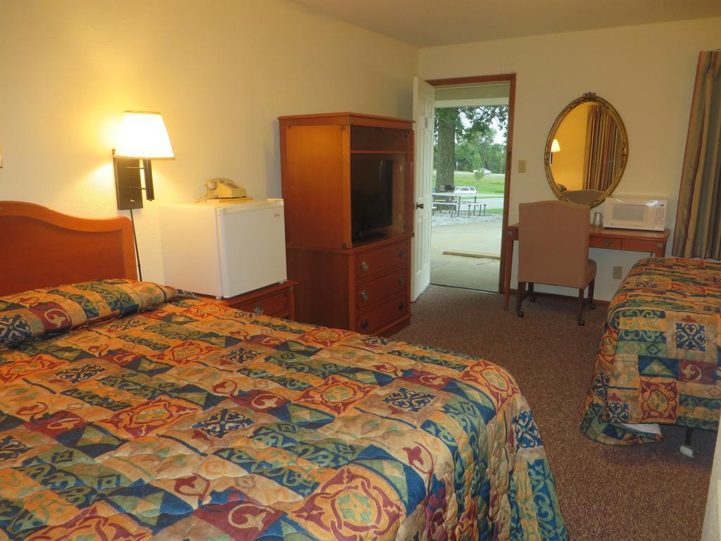 Best Budget Inn カーセッジ 部屋 写真